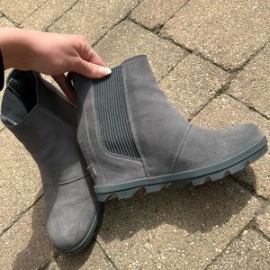 GREY SOREL JOAN ARTIC WEDGE